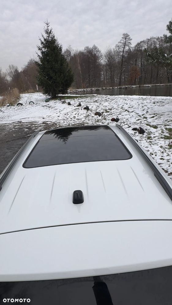 Volkswagen Tiguan - 5