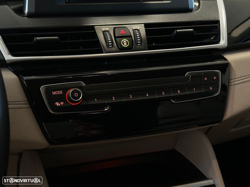 BMW 216 Active Tourer d Line Sport - 18