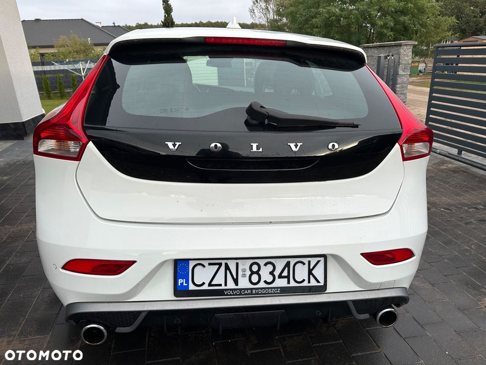 Volvo V40 D2 RDesign - 16