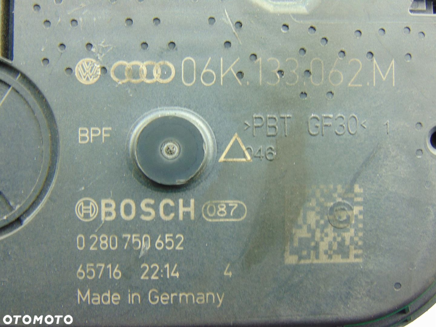 Przepustnica 06K133062M 2,0FSI Audi VW Seat Skoda - 2