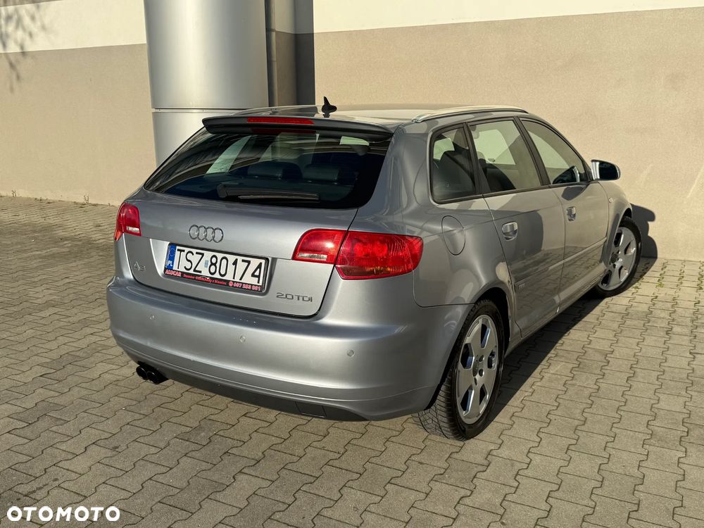 Audi A3 Sportback 2.0 TDI DPF S line Sportpaket (plus) - 2