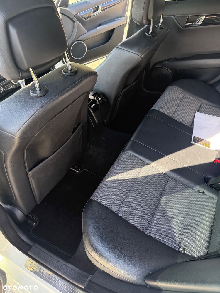 Mercedes-Benz Klasa C 180 Kompressor Classic - 13