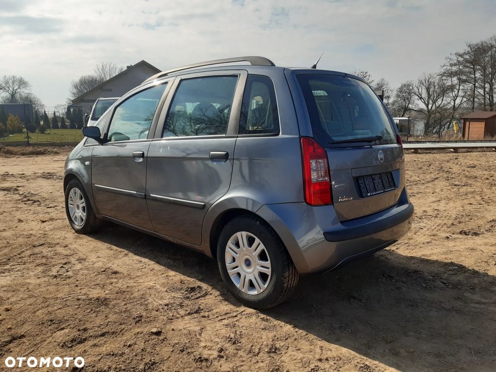 Fiat Idea - 5
