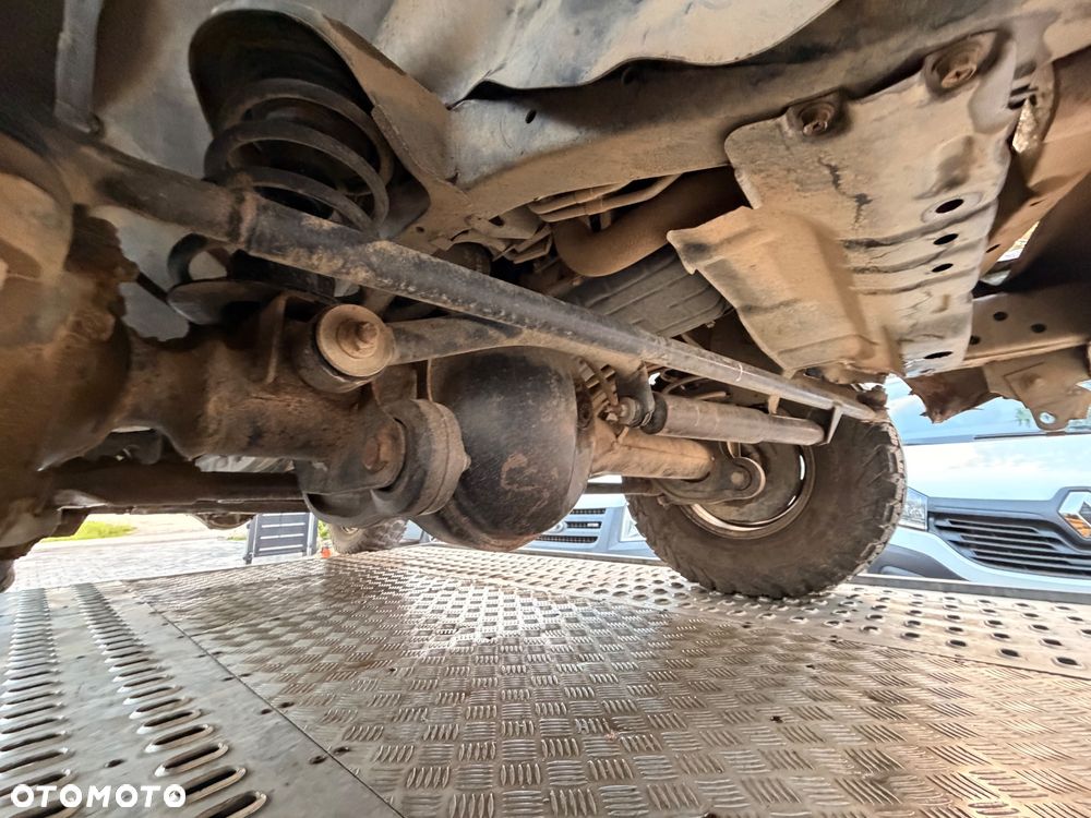 Nissan Patrol - 33