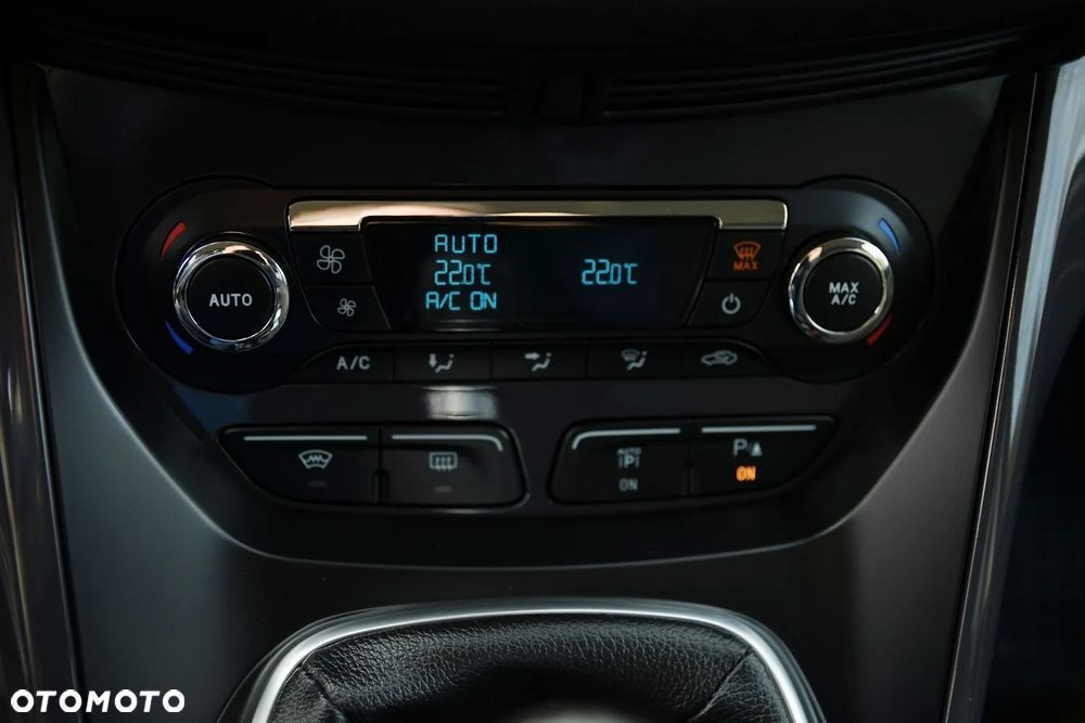 Ford Kuga 2.0 TDCi 4WD Titanium Plus - 32