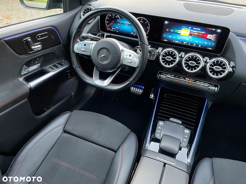 Mercedes-Benz Klasa B 180 d AMG Line 7G-DCT - 18