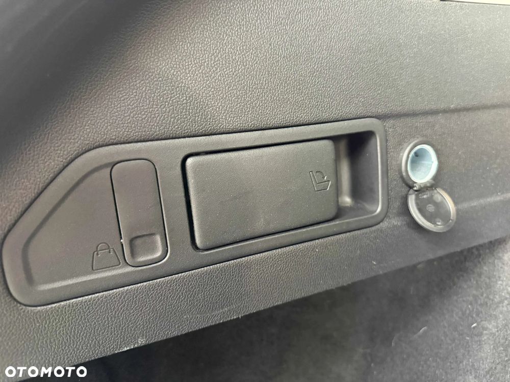 Ford Focus 1.0 EcoBoost mHEV Titanium X - 5