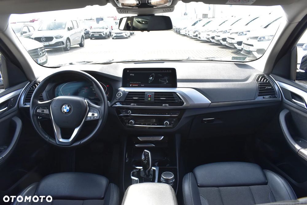 BMW X3 xDrive20i GPF Advantage - 20