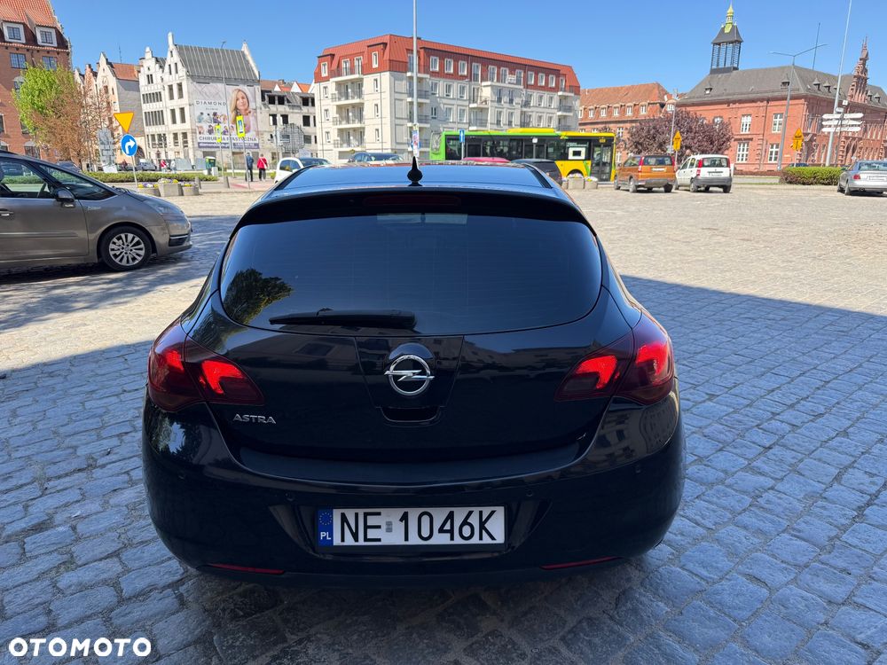 Opel Astra - 14