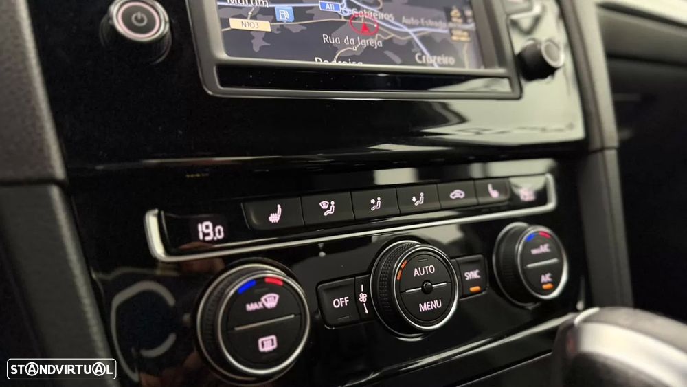 VW Golf R 4Motion BlueMotion DSG - 35