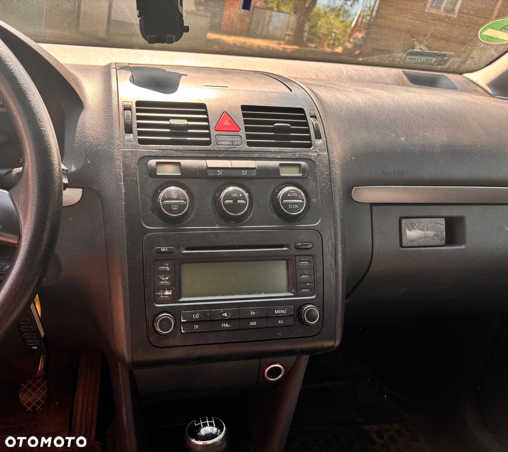 Volkswagen Touran 1.9 TDI Highline - 8