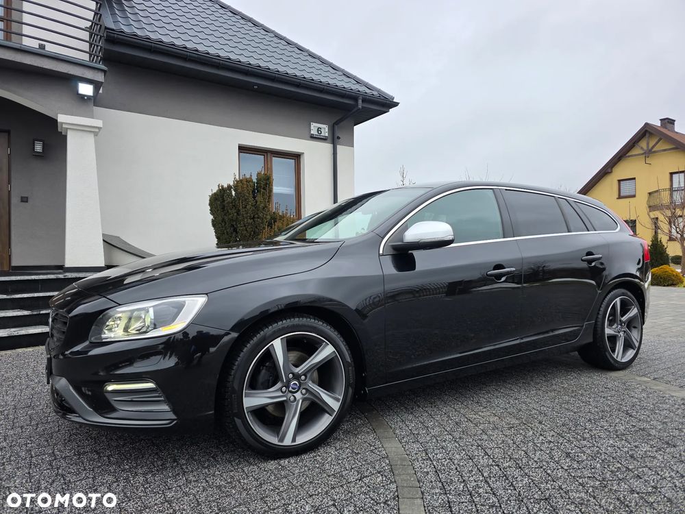 Volvo V60 D4 Geartronic Summum - 11