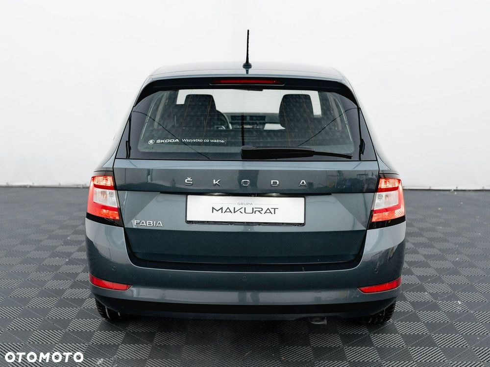 Skoda Fabia - 10