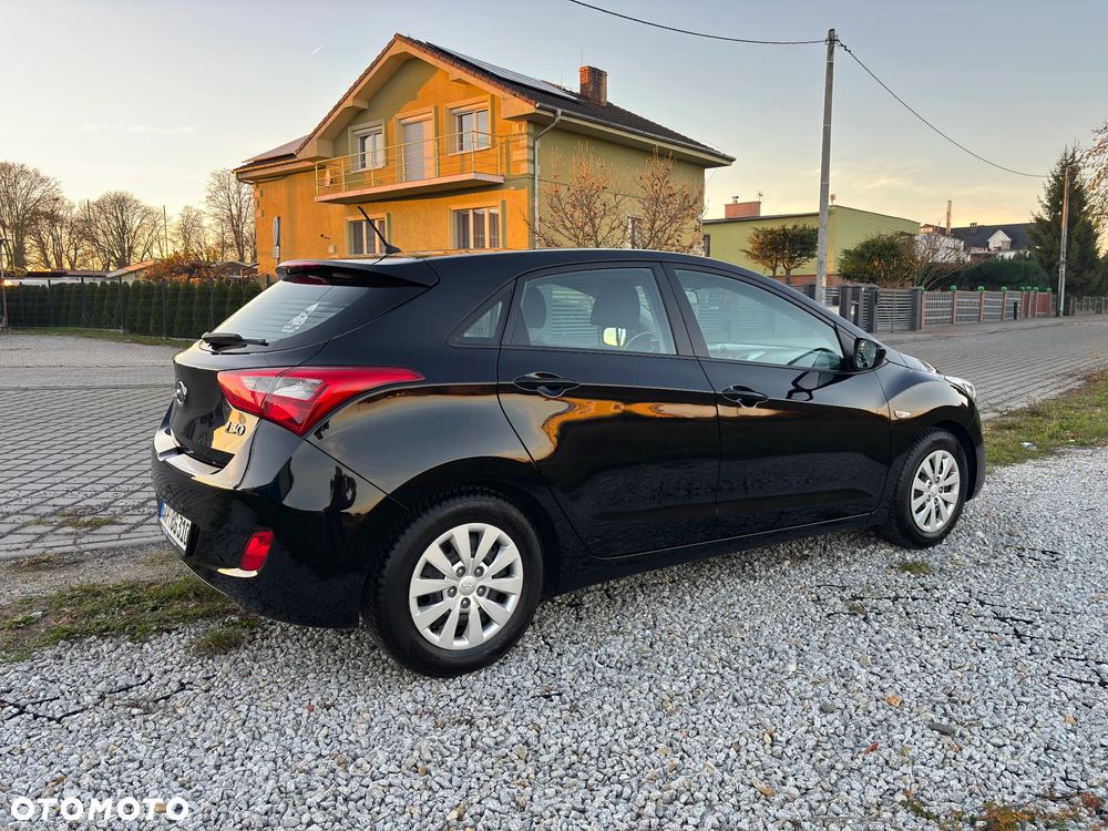 Hyundai i30 1.6 CRDi BlueDrive Comfort - 18