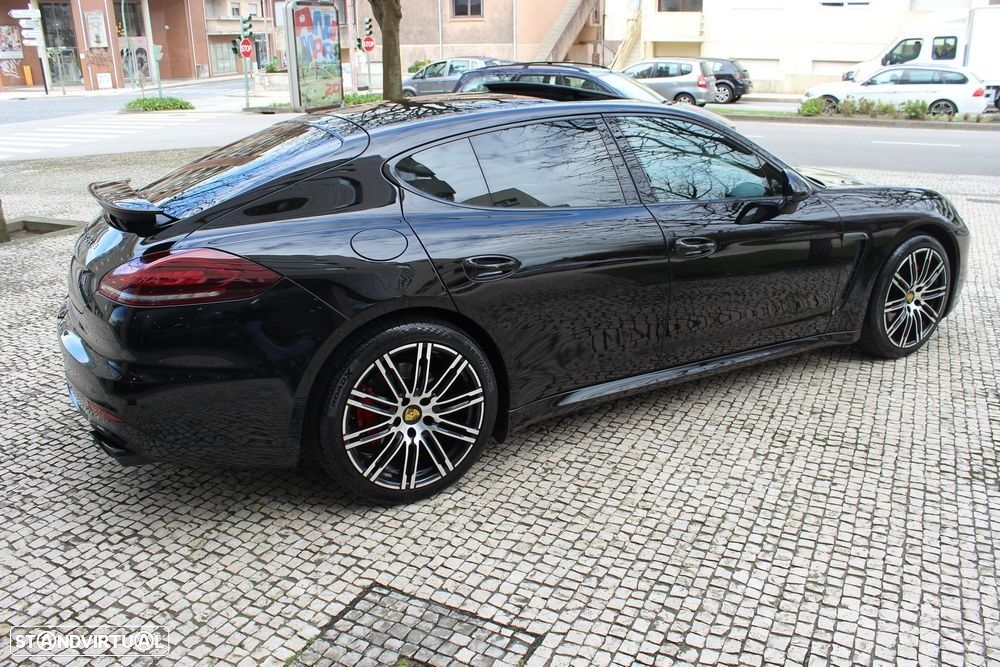 Porsche Panamera Edition - 11