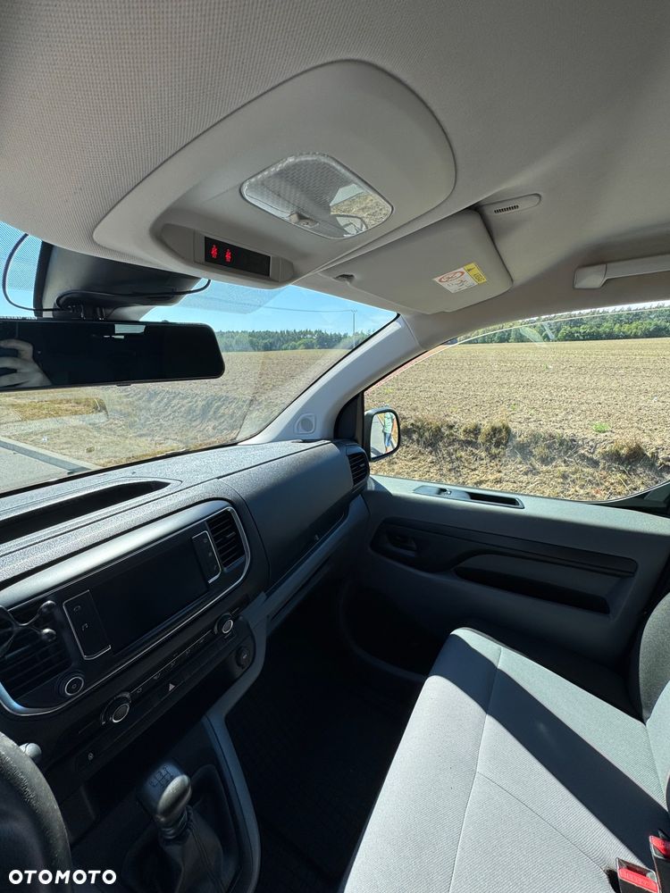 Opel Vivaro - 16