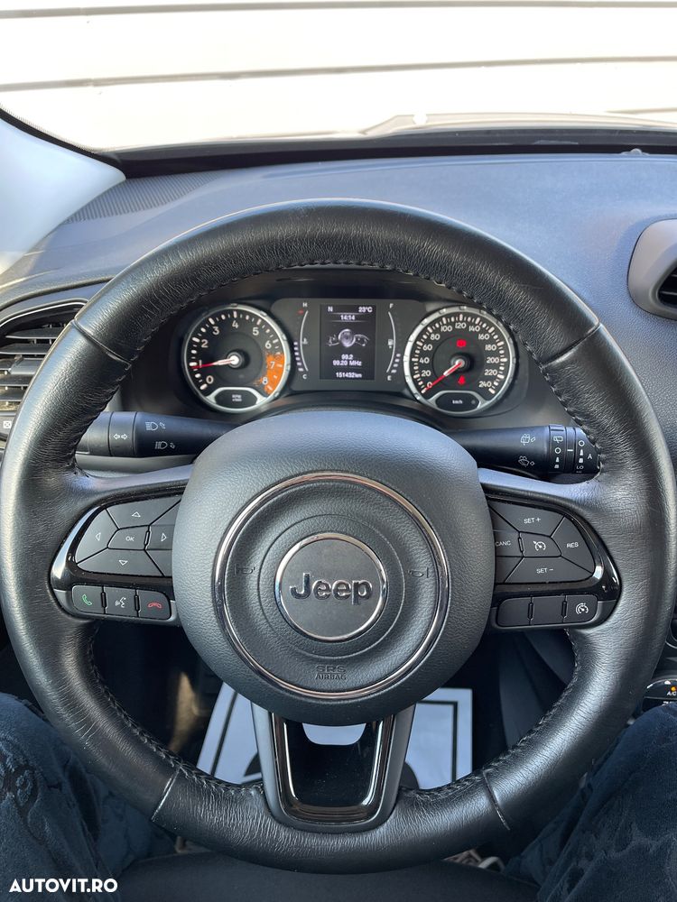 Jeep Renegade 1.6 E-TorQ Longitude Adventure Edition - 21
