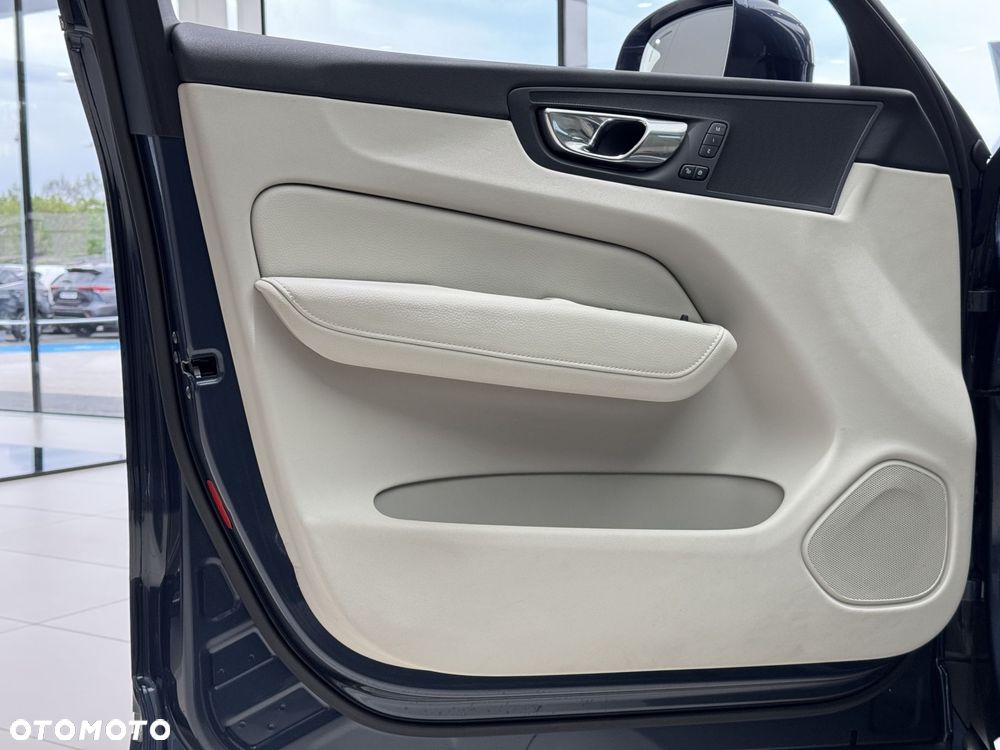 Volvo XC 60 - 13