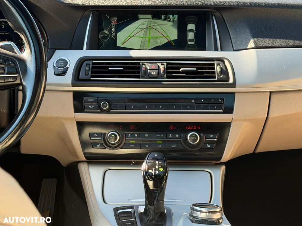 BMW Seria 5 535d xDrive - 14