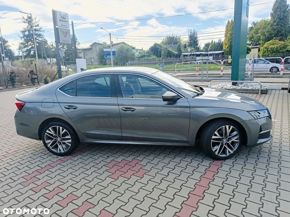 Skoda Octavia 2.0 TDI Selection DSG - 4