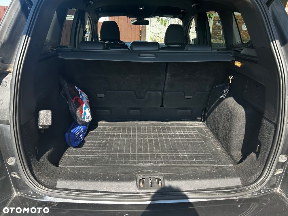 Ford Kuga 2.0 TDCi 4x4 ST-Line - 11