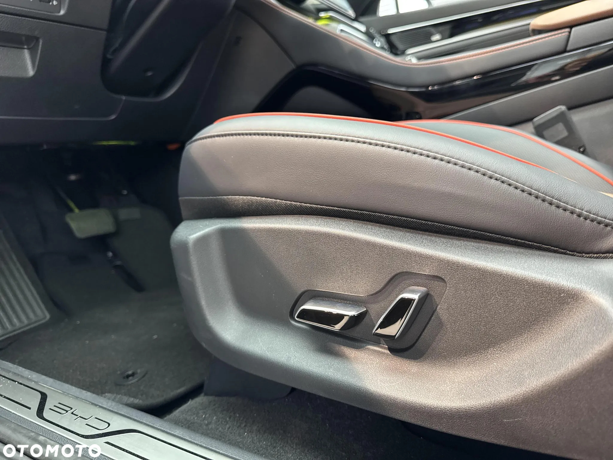 BYD Seal U 1.5T DM-i Design AWD - 19