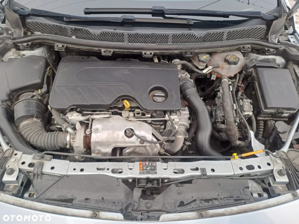 Opel Astra 1.6 D (CDTI) Selection - 17