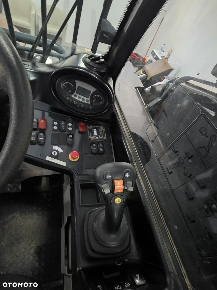 Bobcat T35.130 SLT - 13