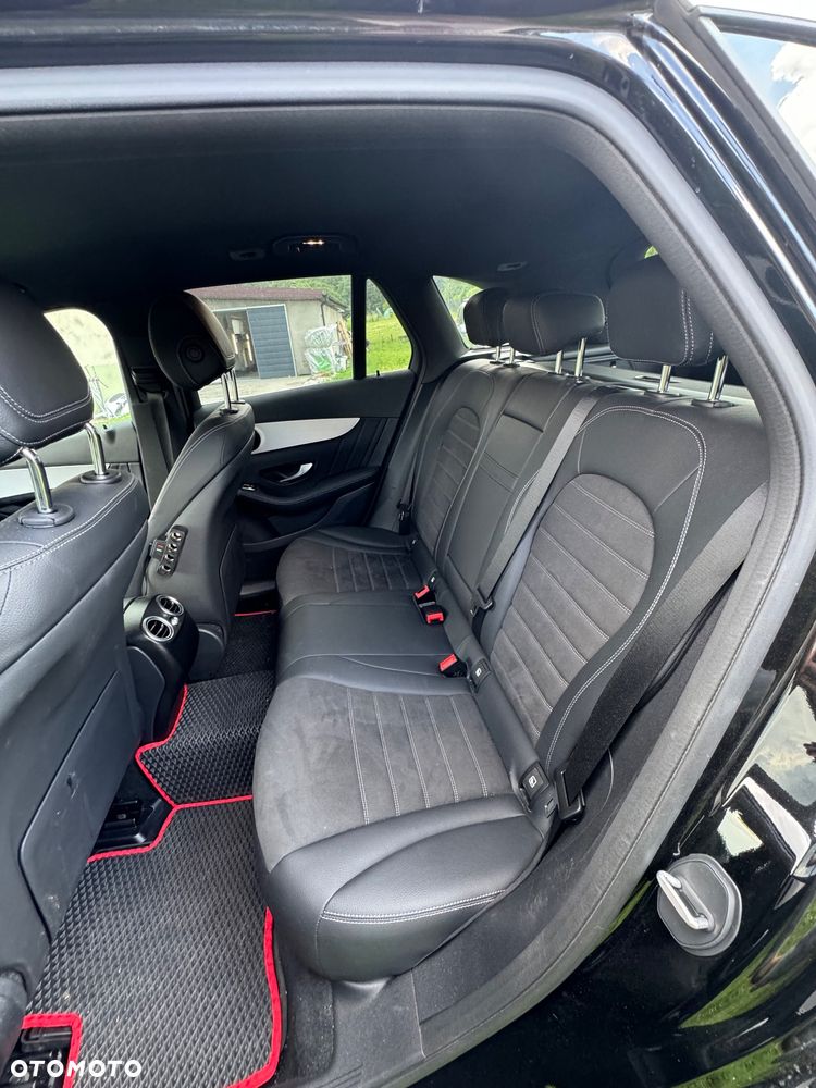 Mercedes-Benz GLC 300 d 4-Matic - 15