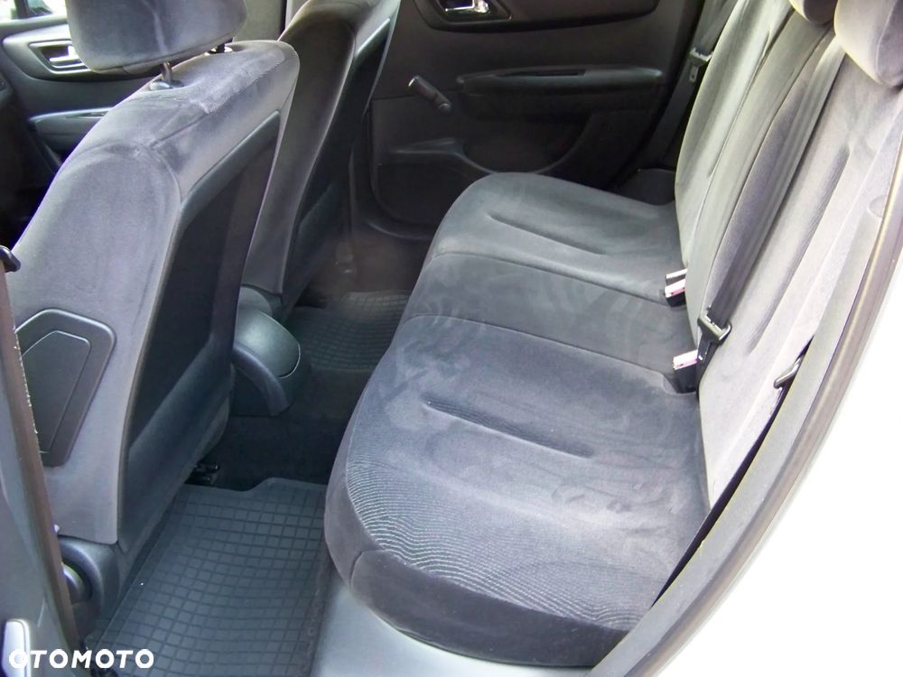 Citroën C4 - 13