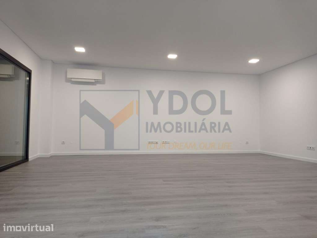 Apartamento T5 Duplex | Garagem Incluída | Montijo | Empreendimento... - Grande imagem: 2/21