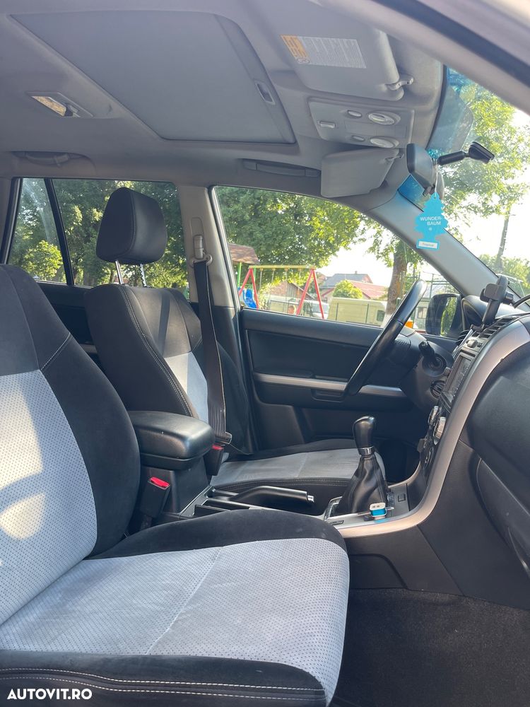 Suzuki Grand Vitara 1.9 DDIS JLX Navi - 9