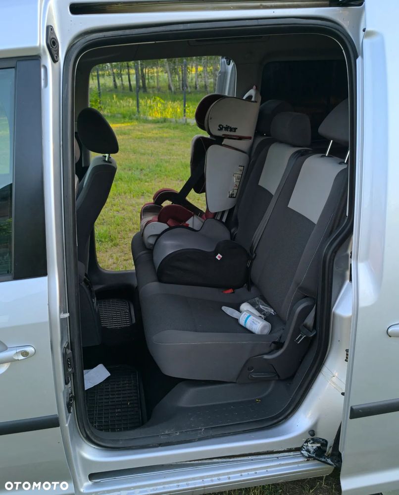 Volkswagen Caddy Comfortline - 13