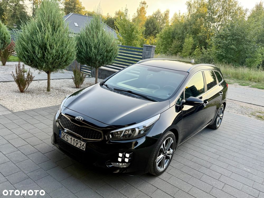 Kia Ceed 1.6 CRDi 136 ISG GT Line - 4