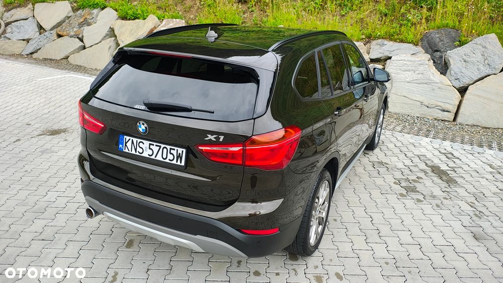 BMW X1 xDrive18d xLine - 38