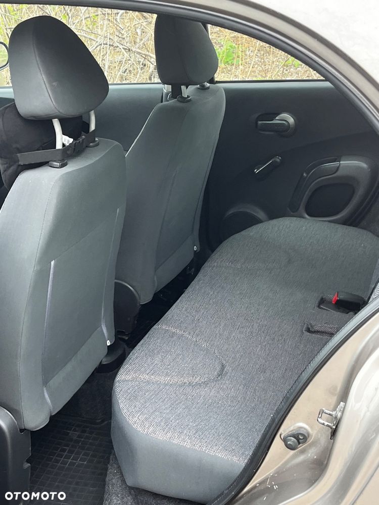 Nissan Micra - 8