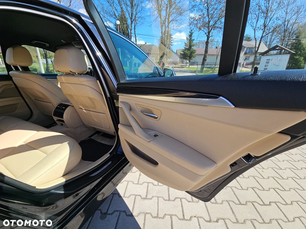 BMW Seria 5 520d - 20