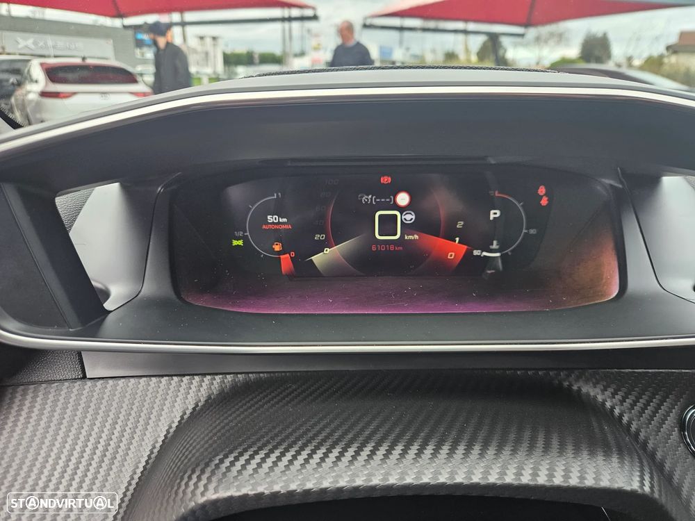 Peugeot 2008 1.2 PureTech GT EAT8 - 32