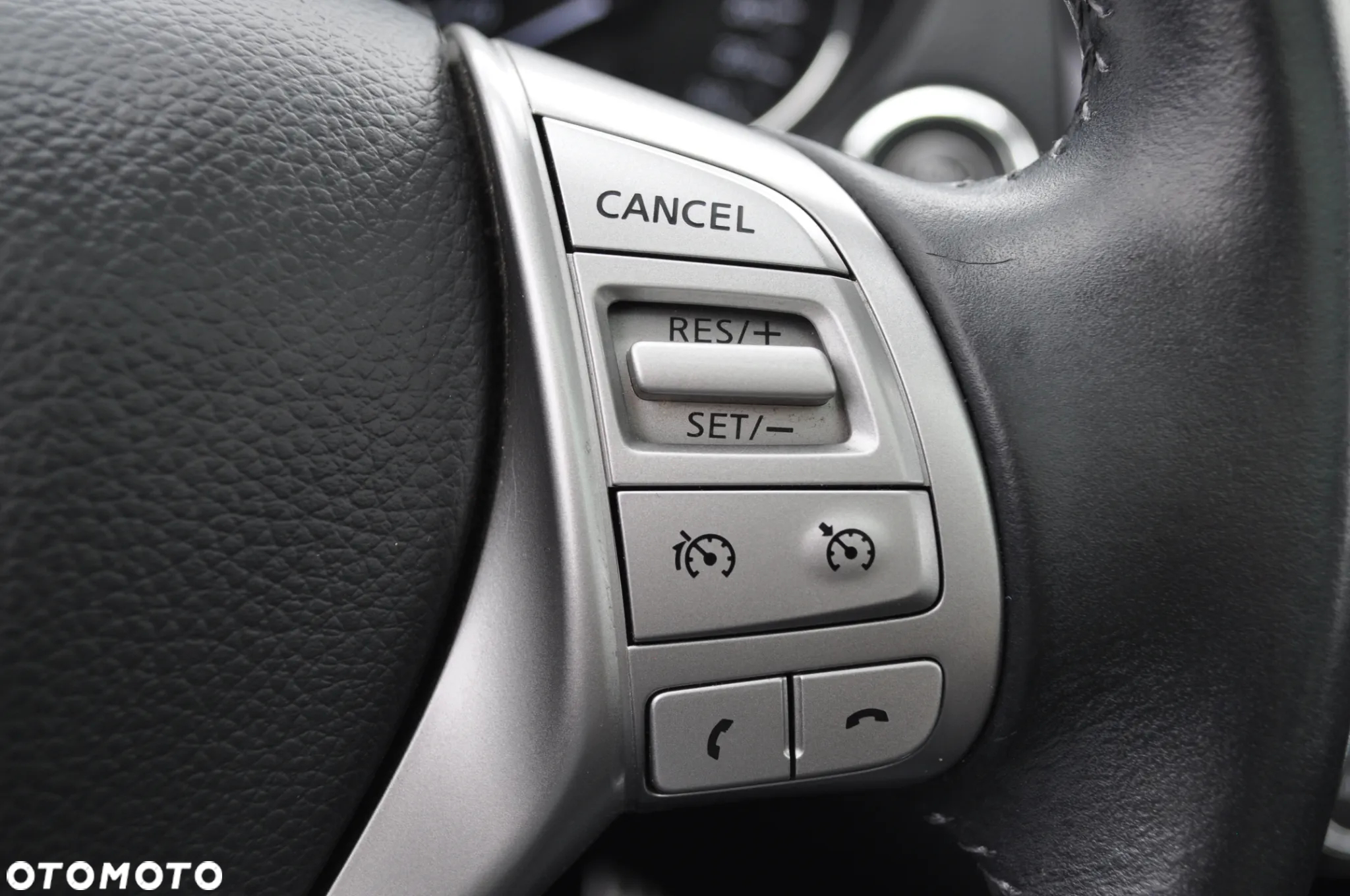 Nissan Qashqai 1.6 DCi Tekna - 32