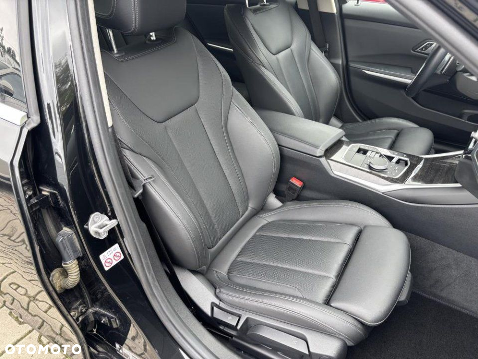 BMW Seria 3 - 17