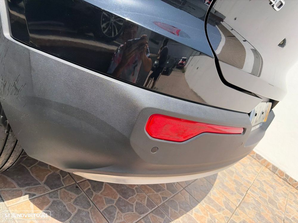 Volvo XC 40 2.0 D3 Momentum Plus - 4