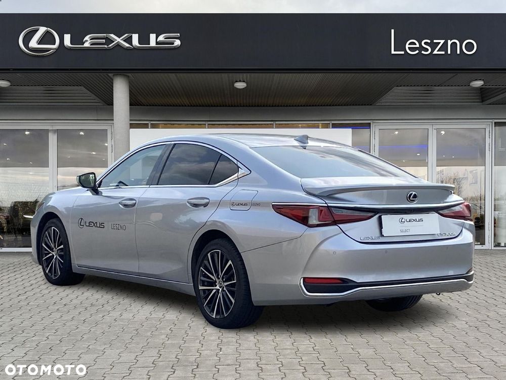 Lexus ES 300h Business Edition - 3