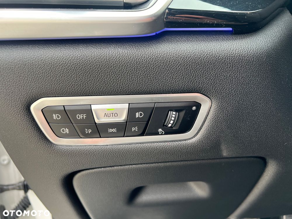 BMW X5 xDrive30d - 27