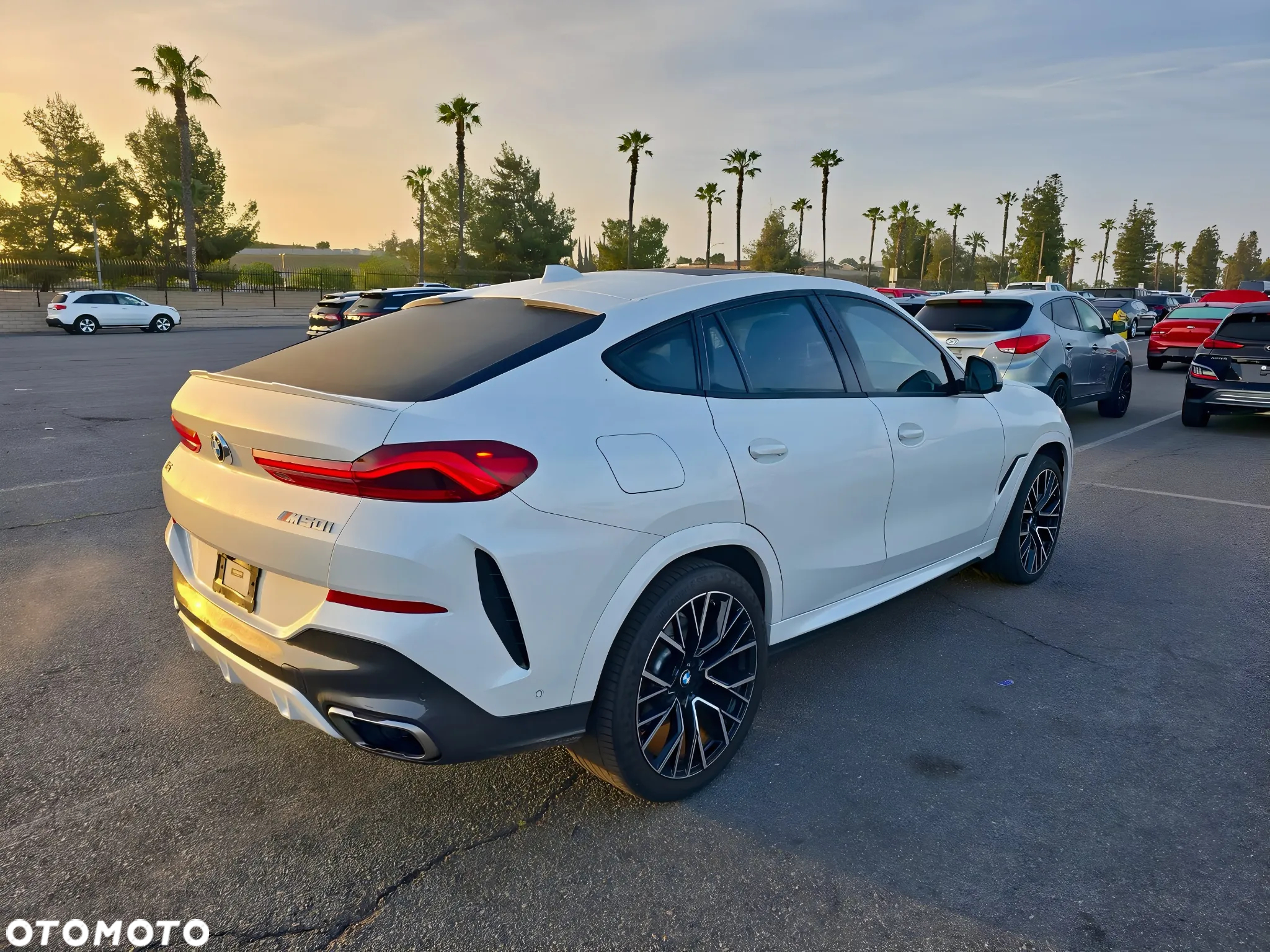 BMW X6 M50i - 6