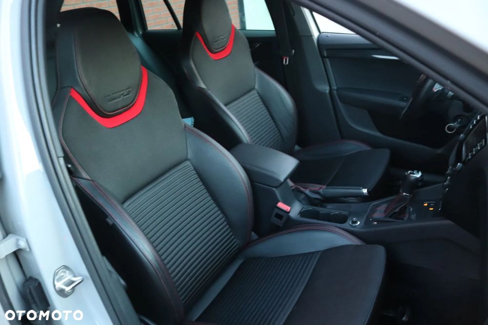 Skoda Octavia 2.0 TDI RS Challenge DSG - 21