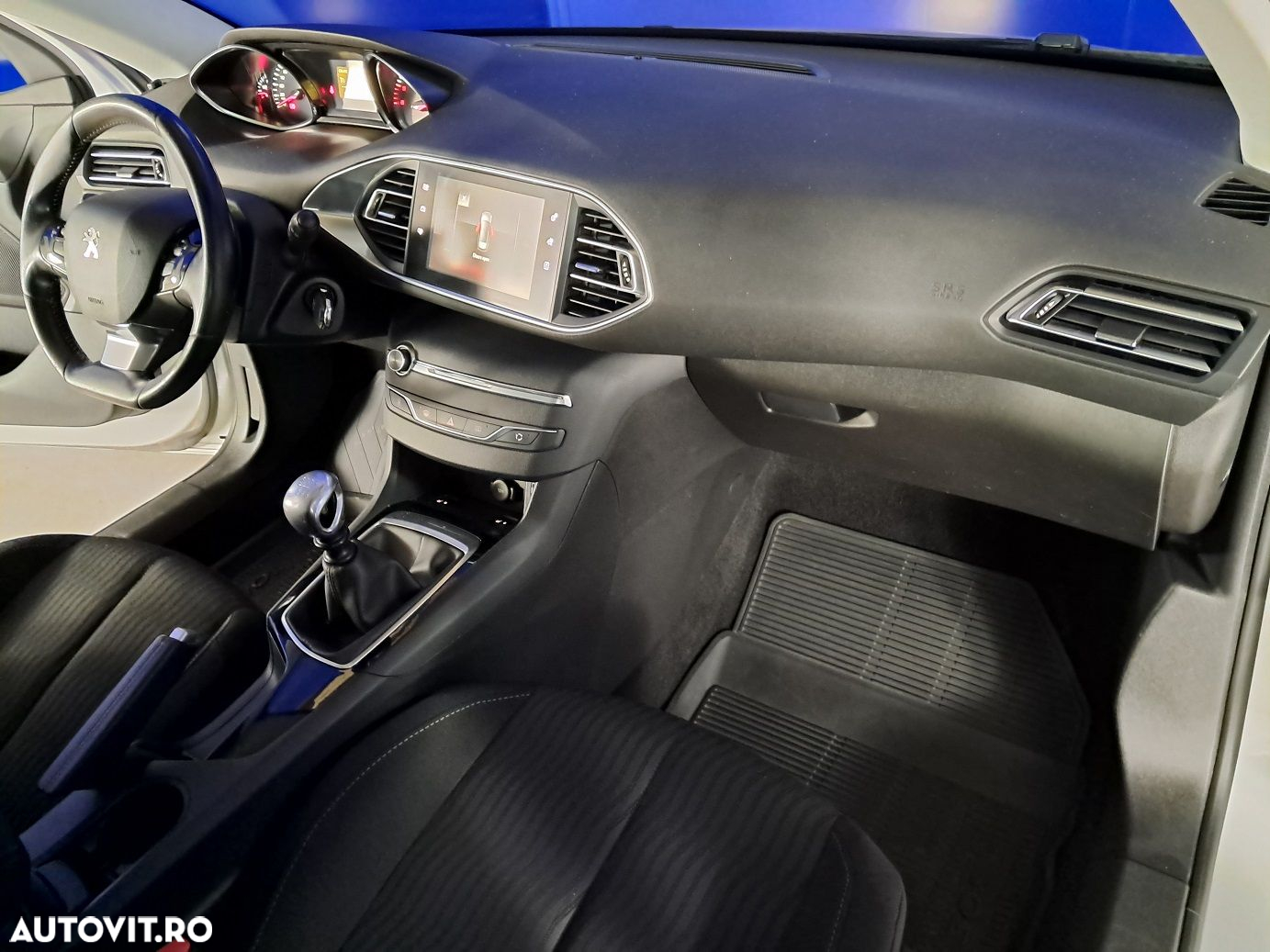 Peugeot 308 - 18