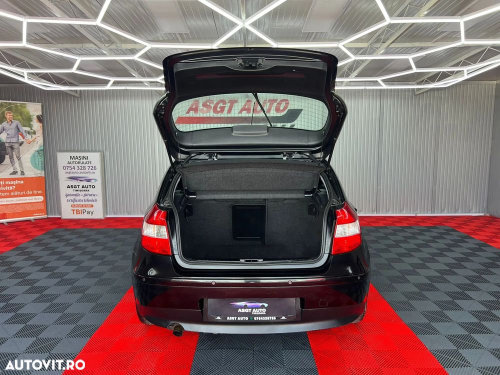 BMW Seria 1 116i - 17