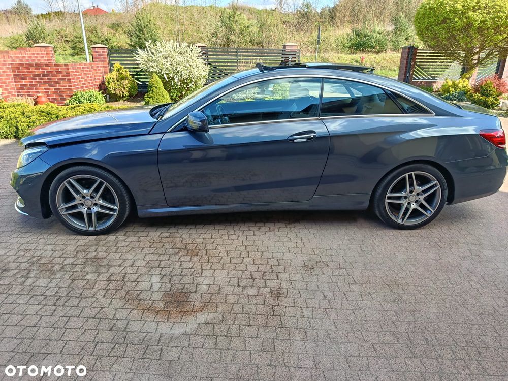 Mercedes-Benz Klasa E 400 7G-TRONIC - 23