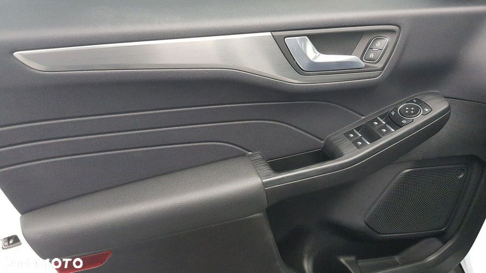 Ford Kuga - 20