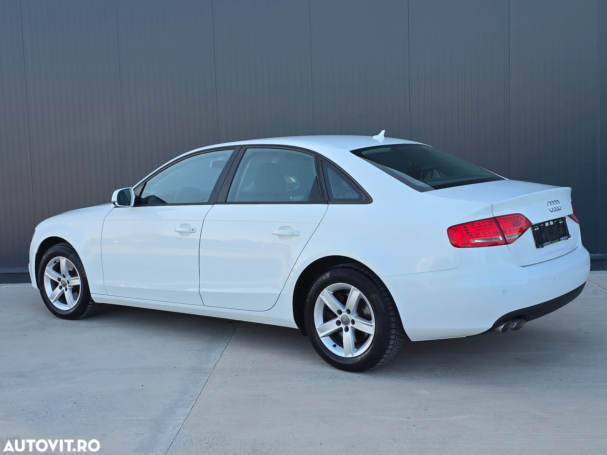 Audi A4 2.0 TDI Multitronic Avant - 3